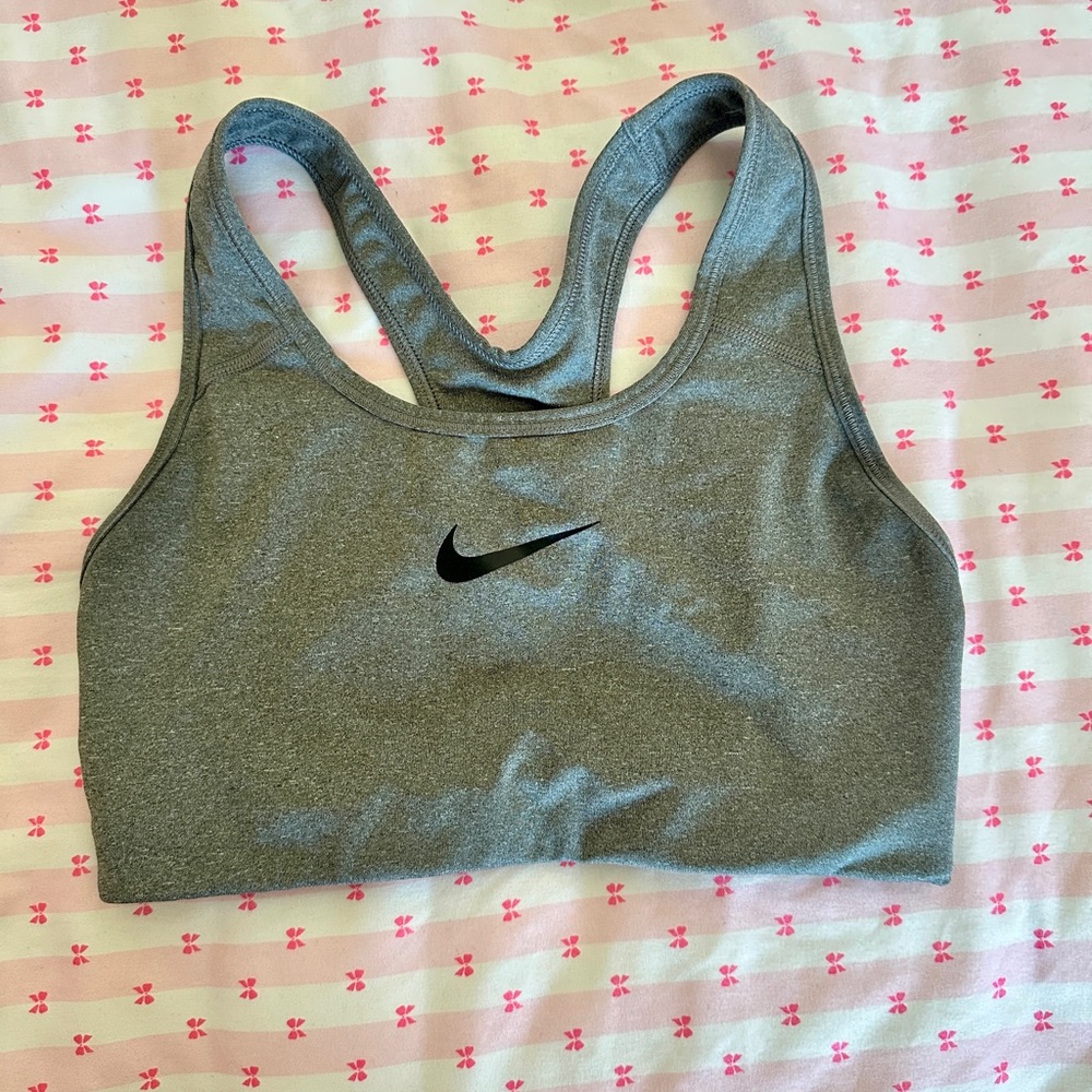 Nike Women's Heather Gray Sports Bra Activewear Top